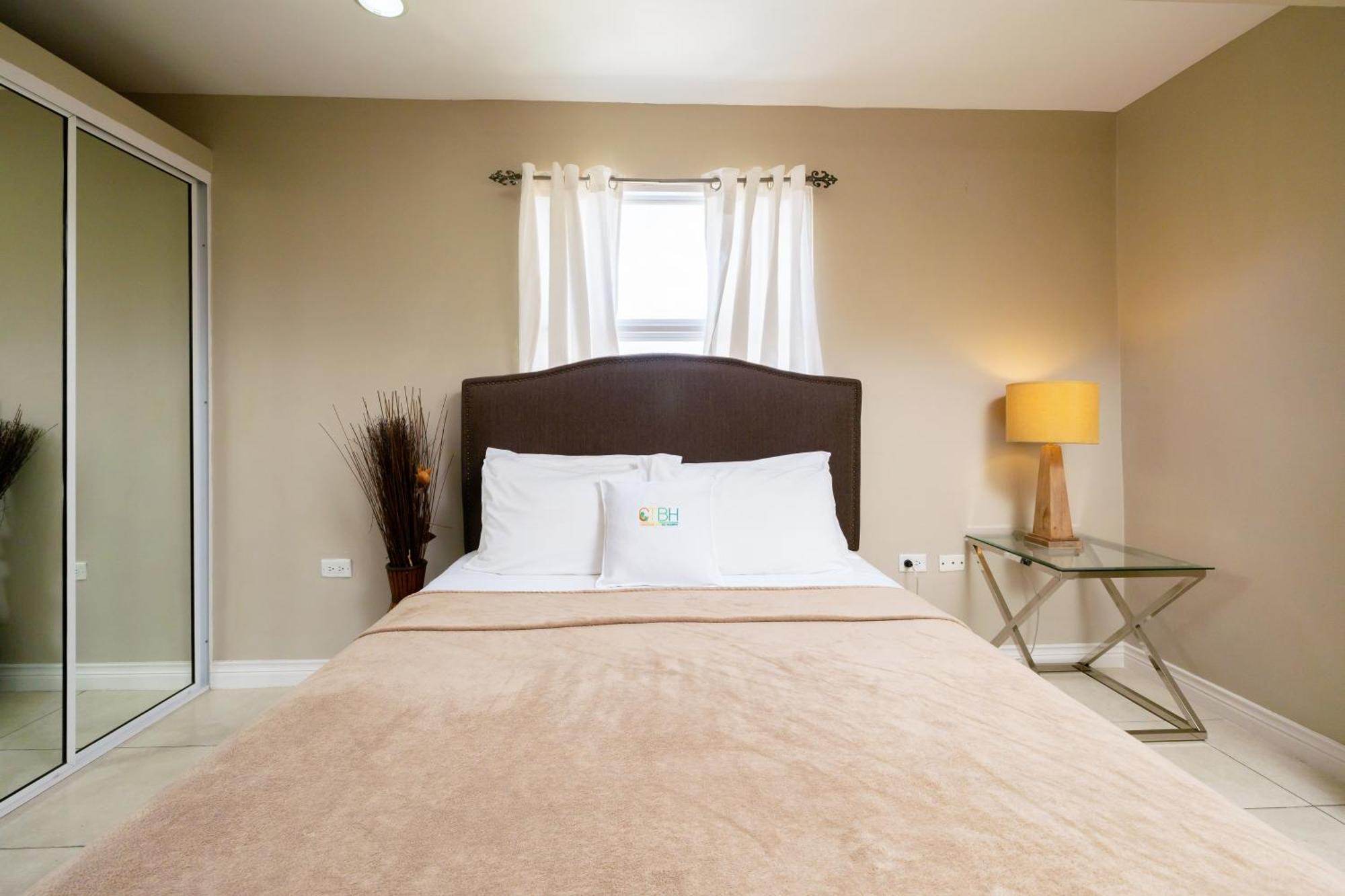 Choose To Be Happy At Brompton Estates - One And Two Bedroom With Pool Kingston Exterior foto